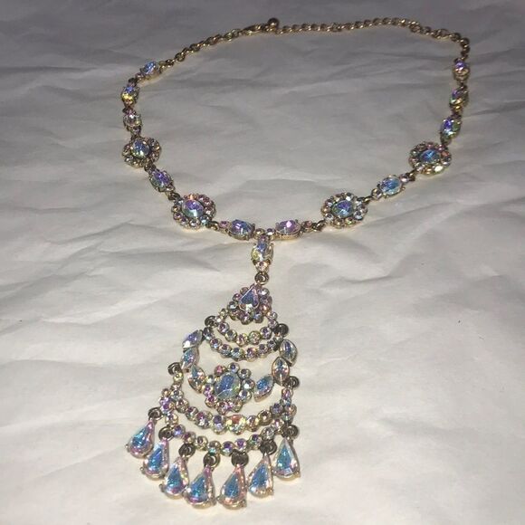 Beautiful Crystal Pendant Necklace!!! - Picture 6 of 8